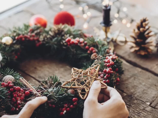 Holiday Wreath Workshop presented by Beth Brunone